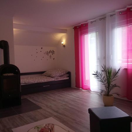 Haus Waldidyll Apartment Lauta Exterior foto
